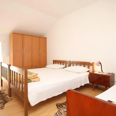 By The Sea Tkon, Pasman - 8227 Apartament