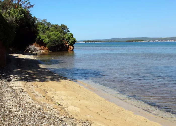 By The Sea Tkon, Pasman - 8227 *
